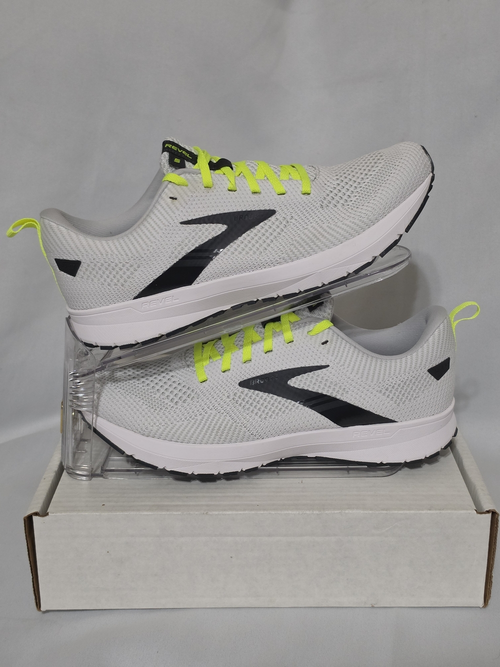 Brooks Revel 5 Trail Running Shoes US Men Size 10.5 (NWOT)